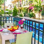 Yasam Park - Calis Φετιγιέ