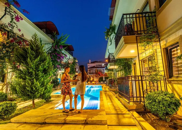 Apart Otel Yaşam Park - Calis 4*